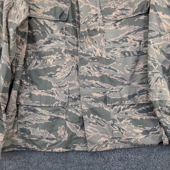 U.S. Air Force USAF Utility Coat Camo Green Size 44 Patches Pockets - Picture 8 of 15